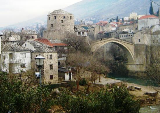 Oreg hid - Mostar